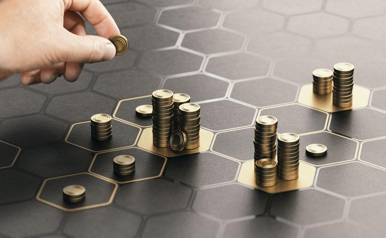 Cover Image for Farasis Energy & Geely Technology investieren Millionen in 120 GWh/Jahr Produktionskapazität