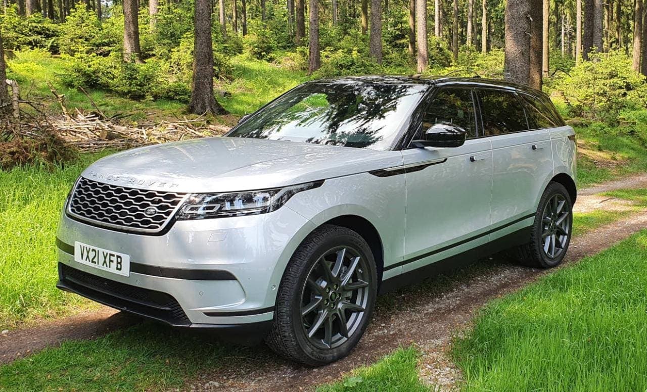 Cover Image for Range Rover Velar Plug-In-Hybrid: Spannung mit Stil
