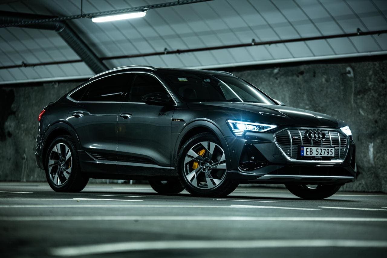 Cover Image for Audi e-tron/ e-tron Sportback Facelift soll Stromer bis zu 50% mehr Reichweite ermöglichen