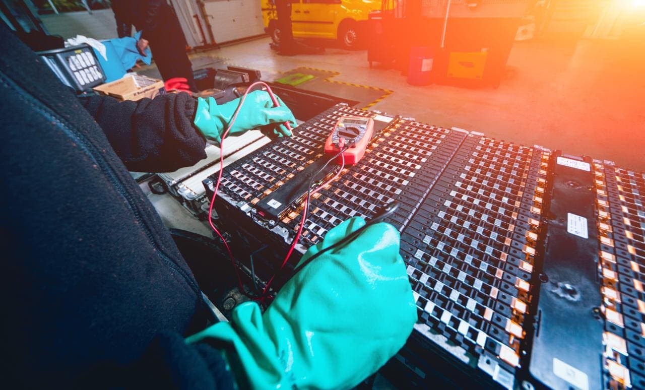 Cover Image for Warum altern Lithium-Schwefel-Batterien noch zu schnell?