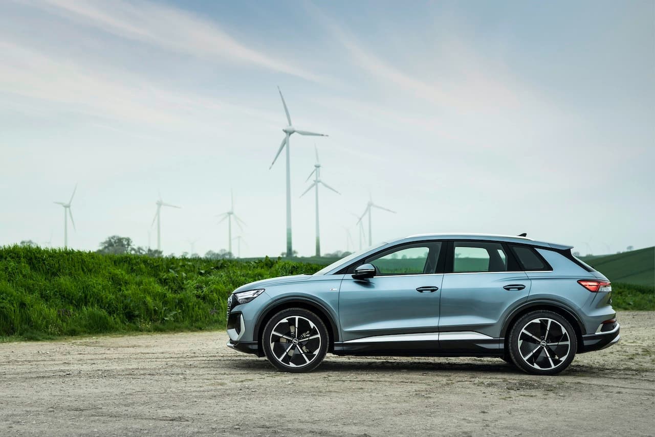Cover Image for Audi Q4 e-tron nun mit mehr Reichweite sowie als weiteres Allradmodell zu haben