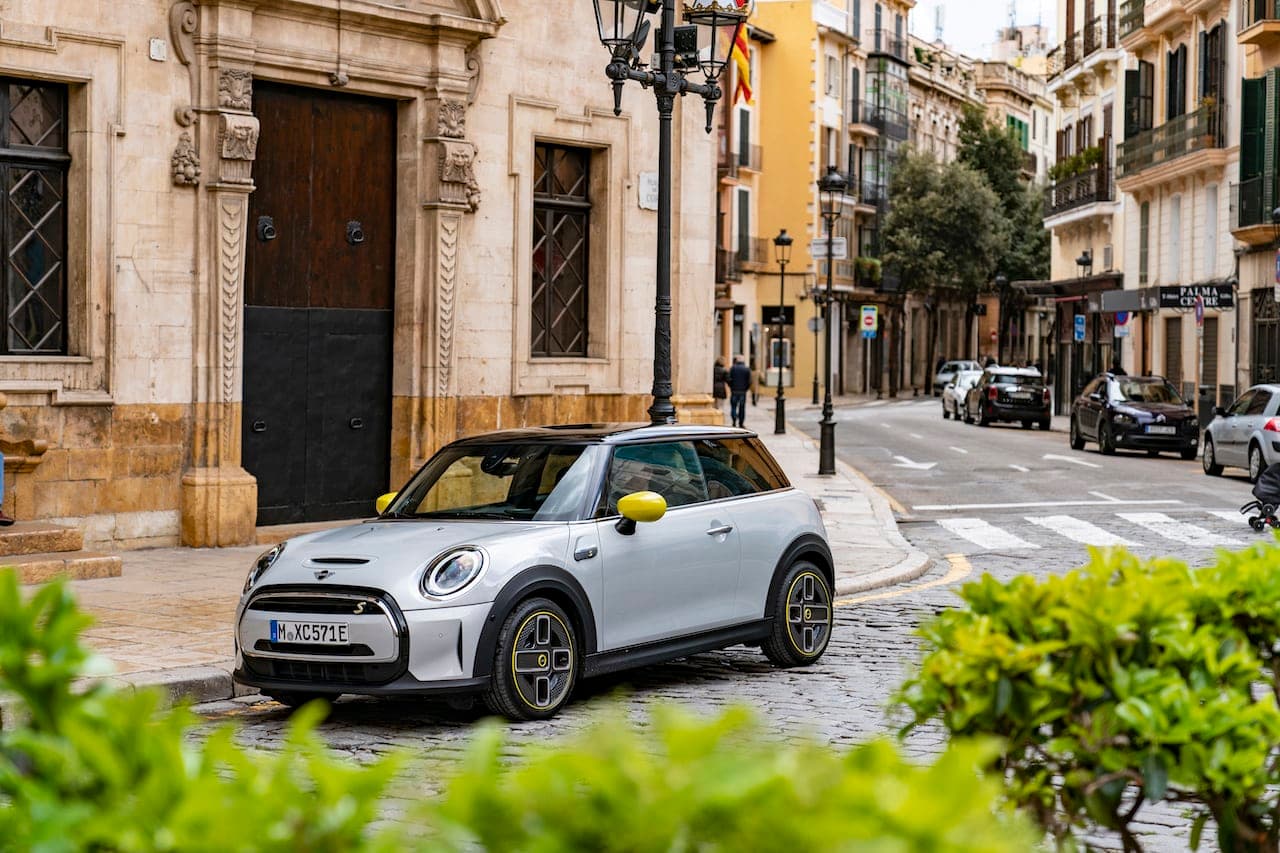 Cover Image for In Deutschland wird jeder dritte MINI elektrifiziert ausgeliefert