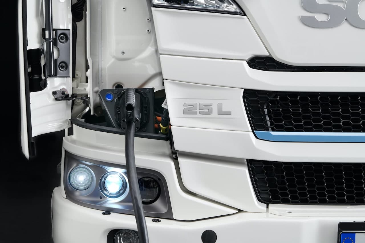 Cover Image for Scania: „Elektro-Lkw mit Förderungen sind wirtschaftlich tragbar“