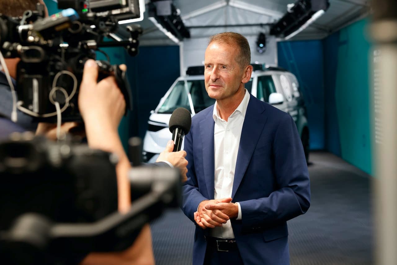 Cover Image for VW richtet Technische Entwicklung neu aus: mehr Tempo bei Produktzyklen und digitalen Angeboten