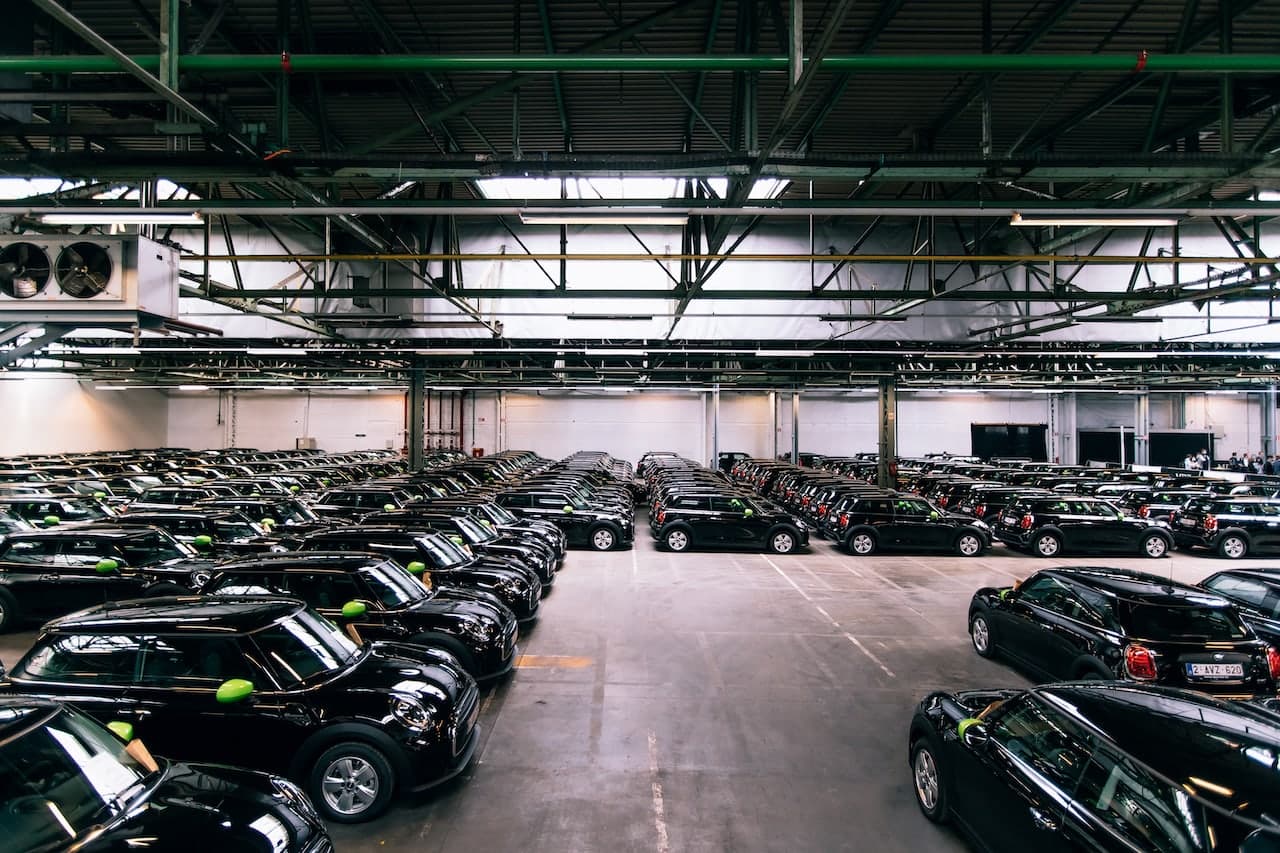 Cover Image for BMWs bisher größter Auftrag in Europa: Deloitte bestellt weitere 140 Mini Electric