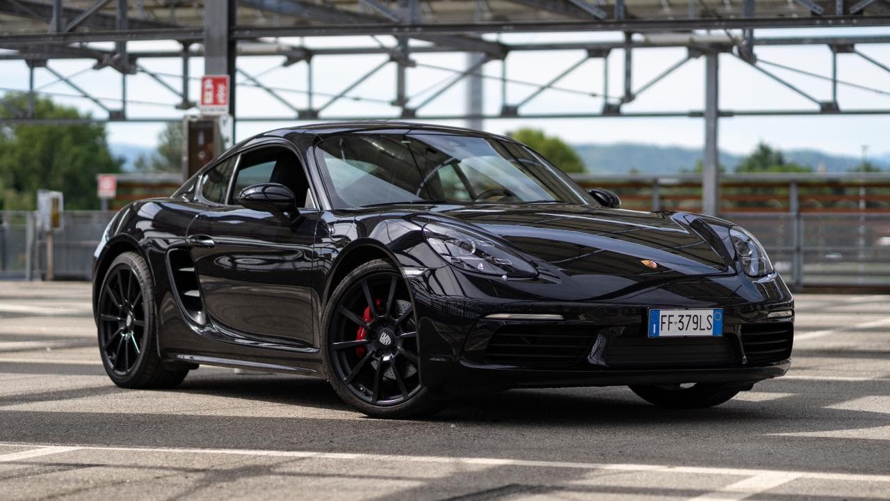 Cover Image for Ist der Elektro-Porsche 718 jetzt fix?