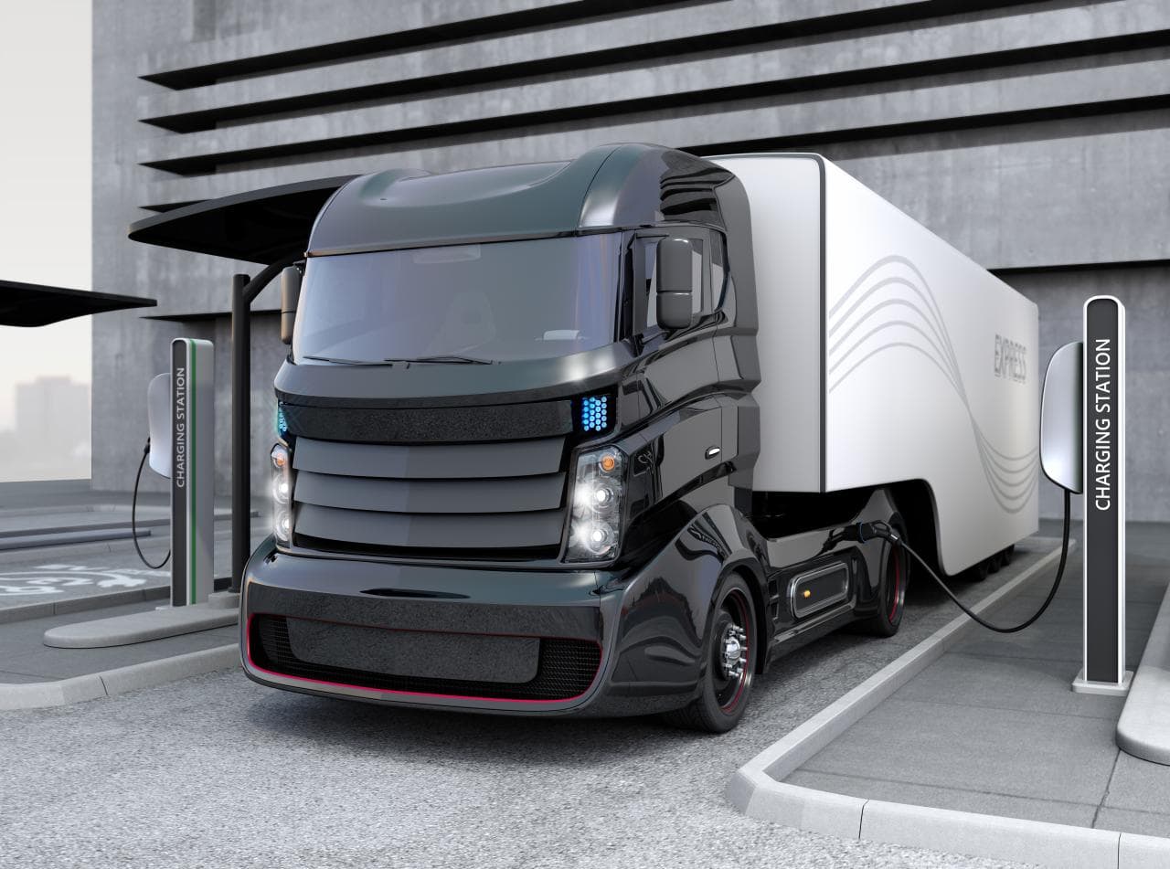 Cover Image for Megawattladen bei E-Lkw: Projekt „HoLa“ elektrifiziert die A2 für Elektro-Fernverkehr