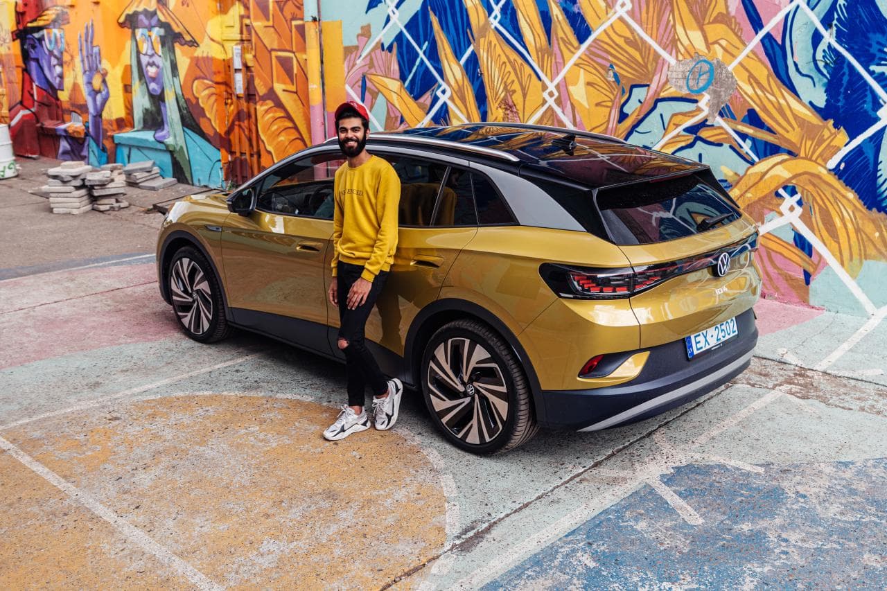 Cover Image for Analyst: 2021 werden E-Autos über Plug-In-Hybride dominieren