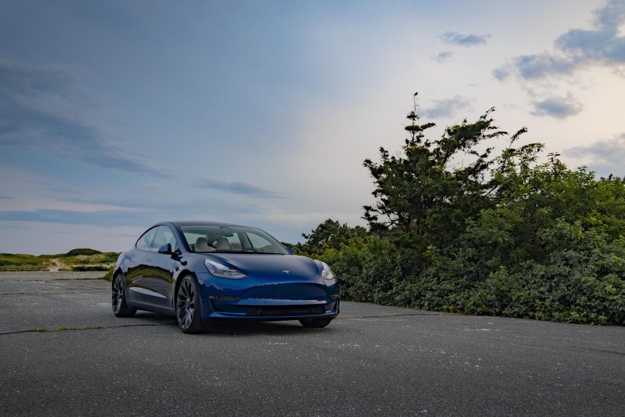 Cover Image for Tesla: 241.300 Auslieferungen in Q3/2021 – neuer Absatzrekord