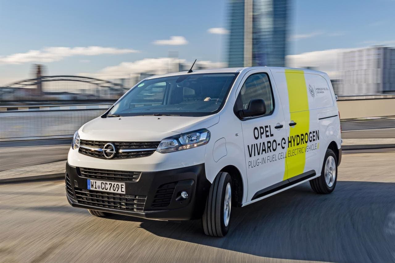 Cover Image for Opel: Erster Wasserstoff-Vivaro im harten Einsatz