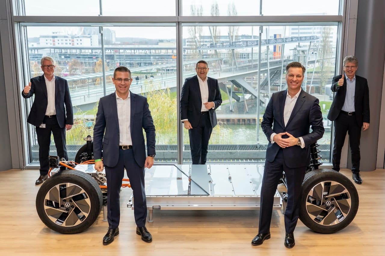Cover Image for VW startet neue Partnerschaften zur Industrialisierung der Batterietechnologie