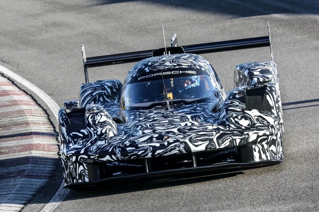 Cover Image for Porsche testet LMDh-Prototyp für Le Mans, Daytona und Sebring