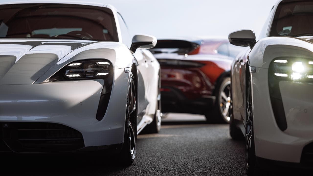 Cover Image for Porsche kauft sich für einen dreistelligen Millionenbetrag aus dem Artemis-Projekt frei