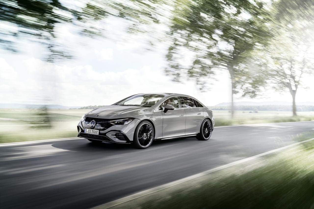 Cover Image for Mercedes EQE und EQS kommen Ende 2022 in die Läden