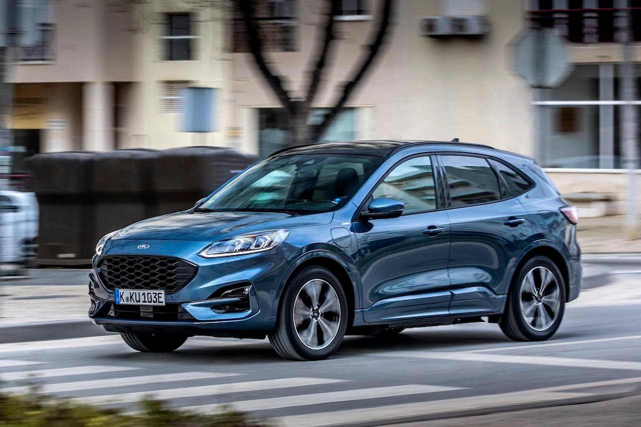 Cover Image for Ford gibt interessante Einblicke in Ladeverhalten von Kuga-Plug-in-Hybrid-Fahrern