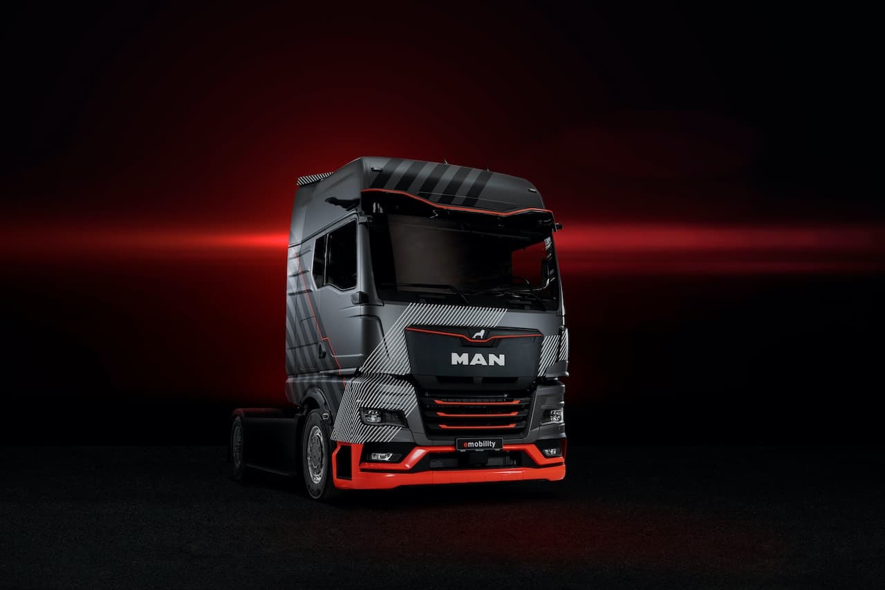 Cover Image for MAN beschleunigt Wandel zur Elektromobilität