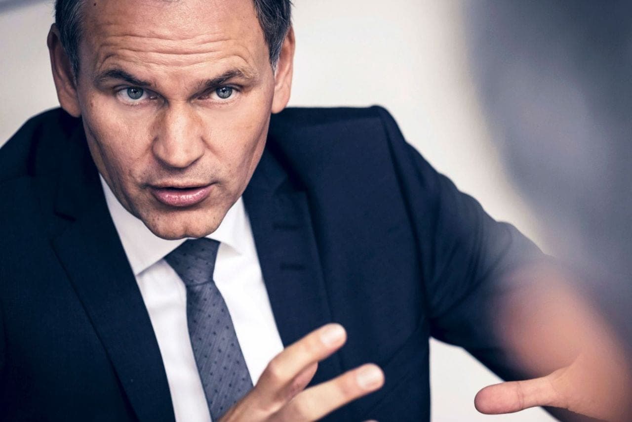 Cover Image for Wie Porsche-CEO Blume die Zukunft des Sportwagenherstellers sieht