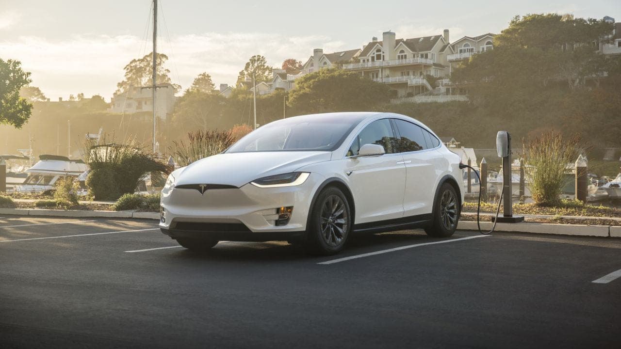 Cover Image for Tesla-Gigafactory: Das lange Warten in Grünheide