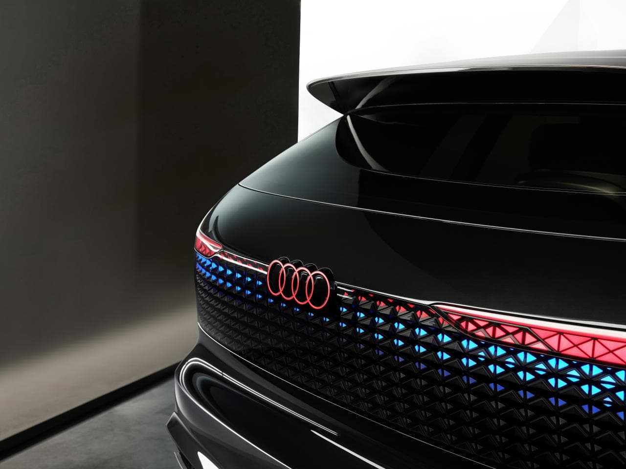 Cover Image for Vierte Preiserhöhung seit 2021: Audi-Modelle fallen aus Bafa-Förderung