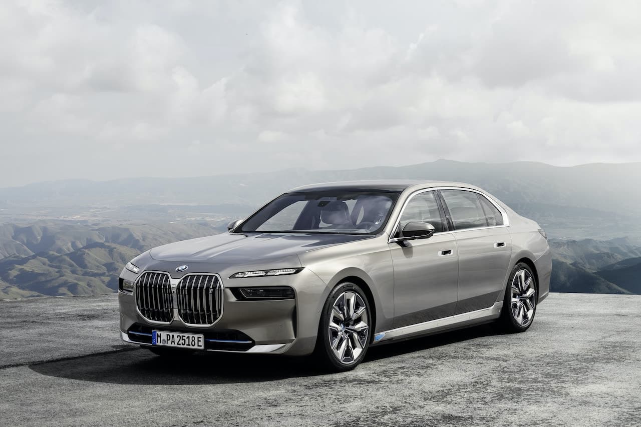 Cover Image for BMW i7: vollelektrischer Luxus mit Recyclingmaterialien
