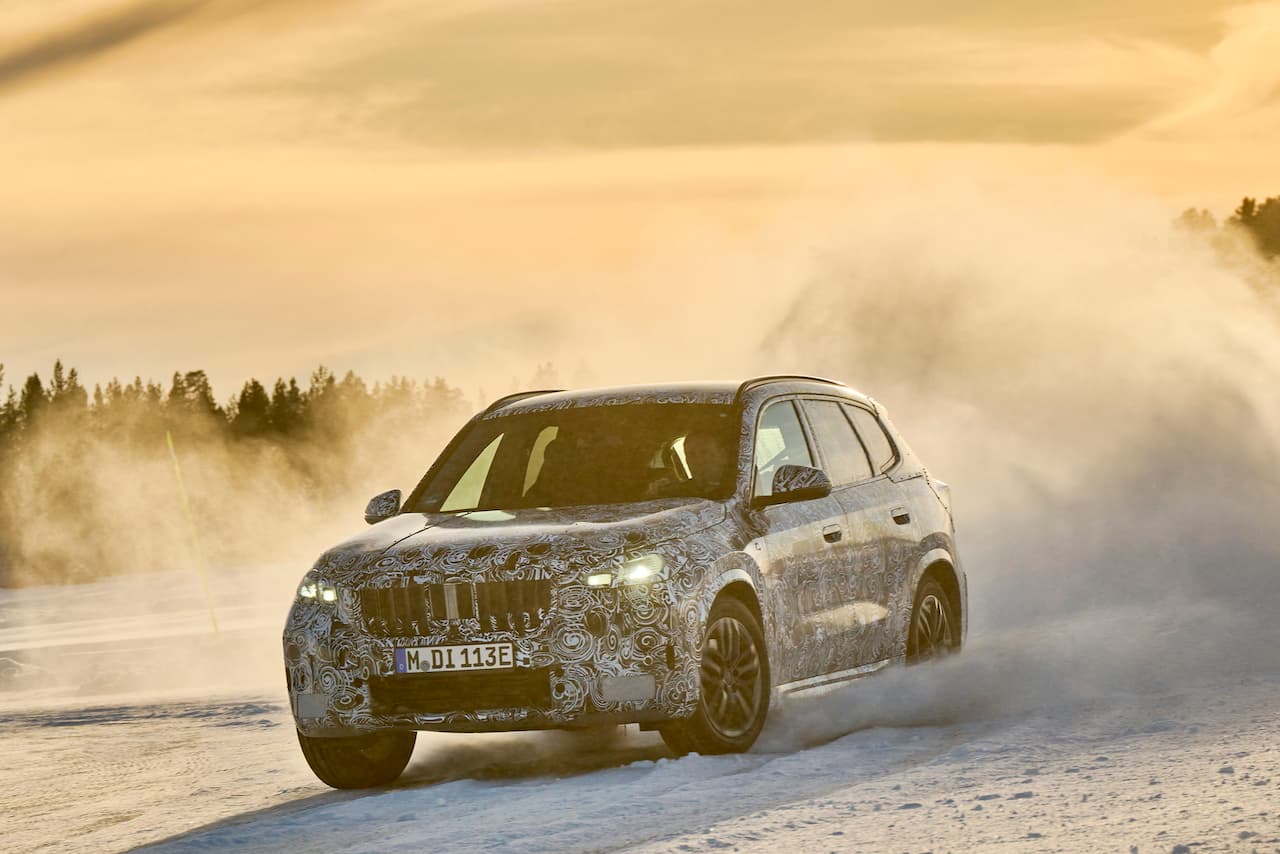 Cover Image for Rein elektrischer BMW iX1 nach Wintertest in finaler Entwicklungsphase