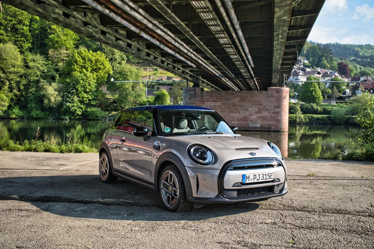 Cover Image for MINI Cooper SE: Test, Eindrücke und Erfahrungen