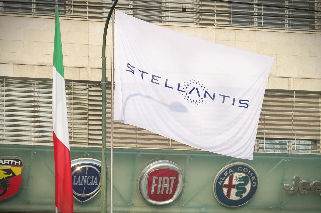 Cover Image for Stellantis und Toyota planen gemeinsamen Elektro-Transporter