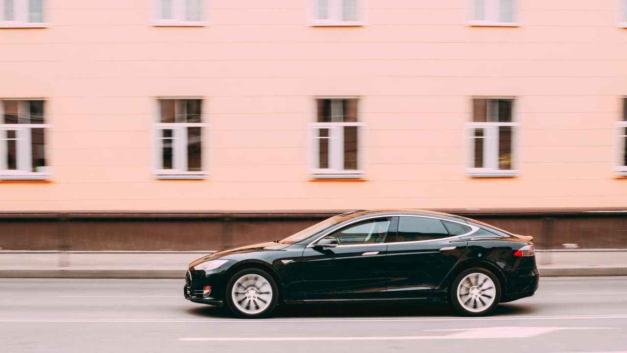 Cover Image for Deutsche Autokonzerne bei Marge spitze – nur Tesla ist profitabler