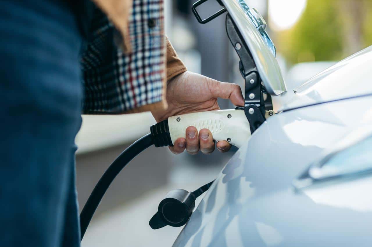 Cover Image for DAT-Barometer Fuhrparks: „E-Autos sind in Flotten angekommen“