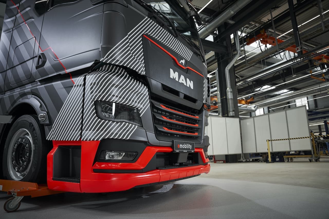 Cover Image for MAN eMobility Center: So lief der Start zum Großserien-Elektro-Lkw