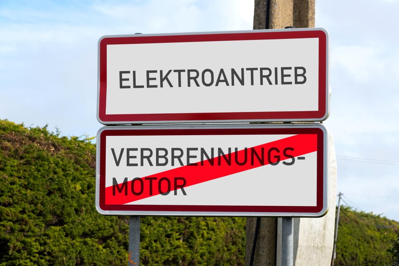 Cover Image for EU-Parlament: Verbrenner Verbot ab 2035 – dann nur noch E-Autos?
