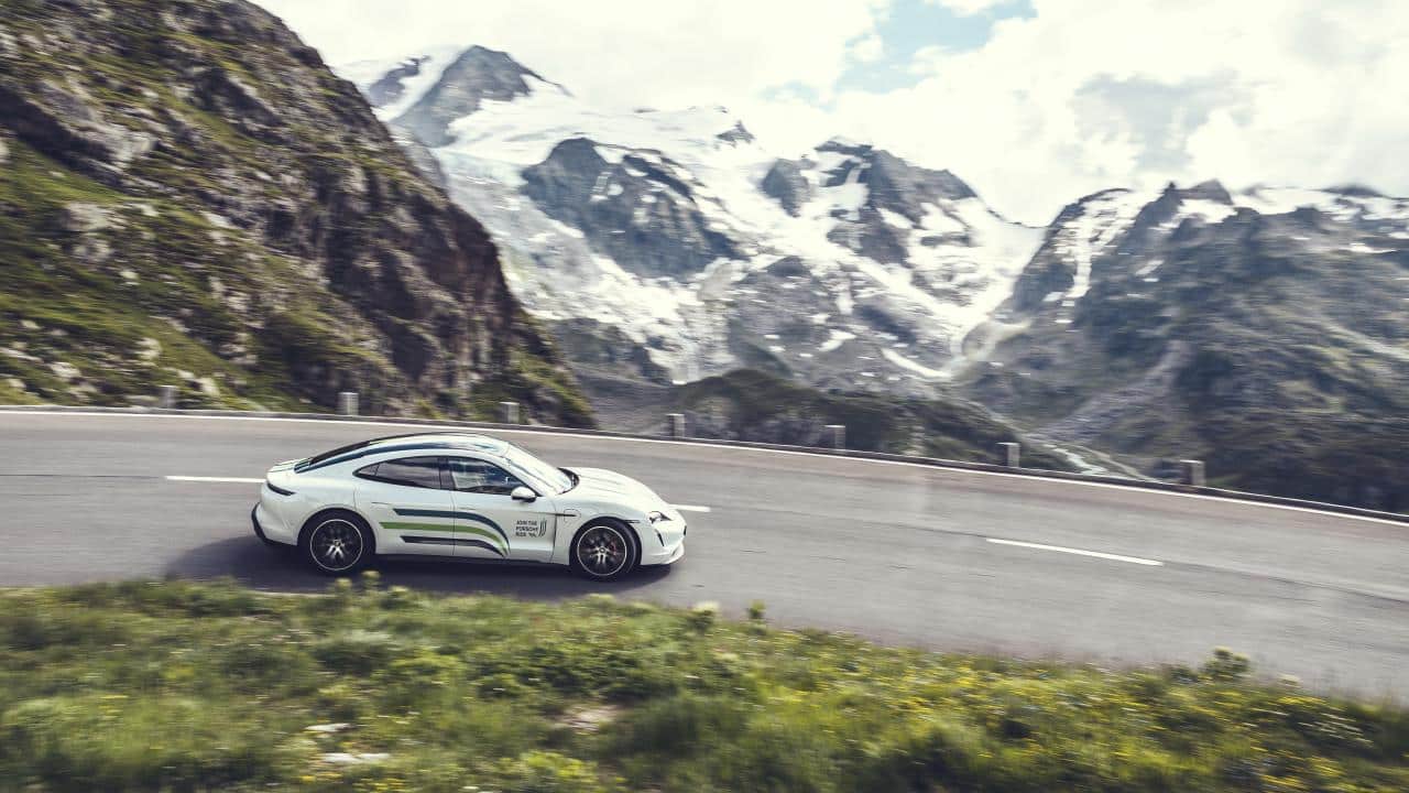 Cover Image for Warum Porsche-Chef Blume an E-Fuels festhält