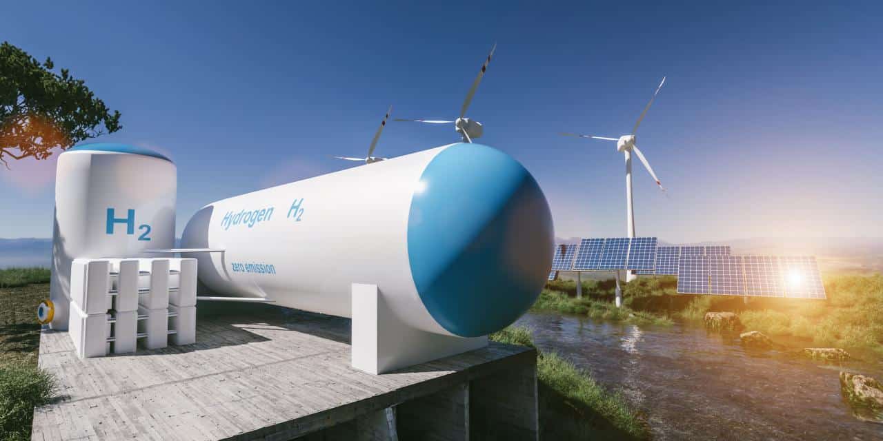Cover Image for Standort für Pilottank-/ Ladeinfrastruktur für E- & Wasserstoff-Lkw gesucht