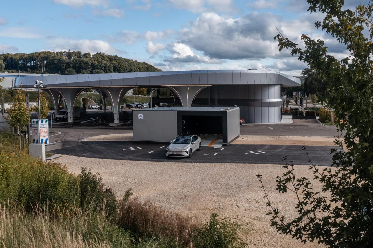 Cover Image for NIO: Erste Batterietausch-Station in Deutschland am Netz