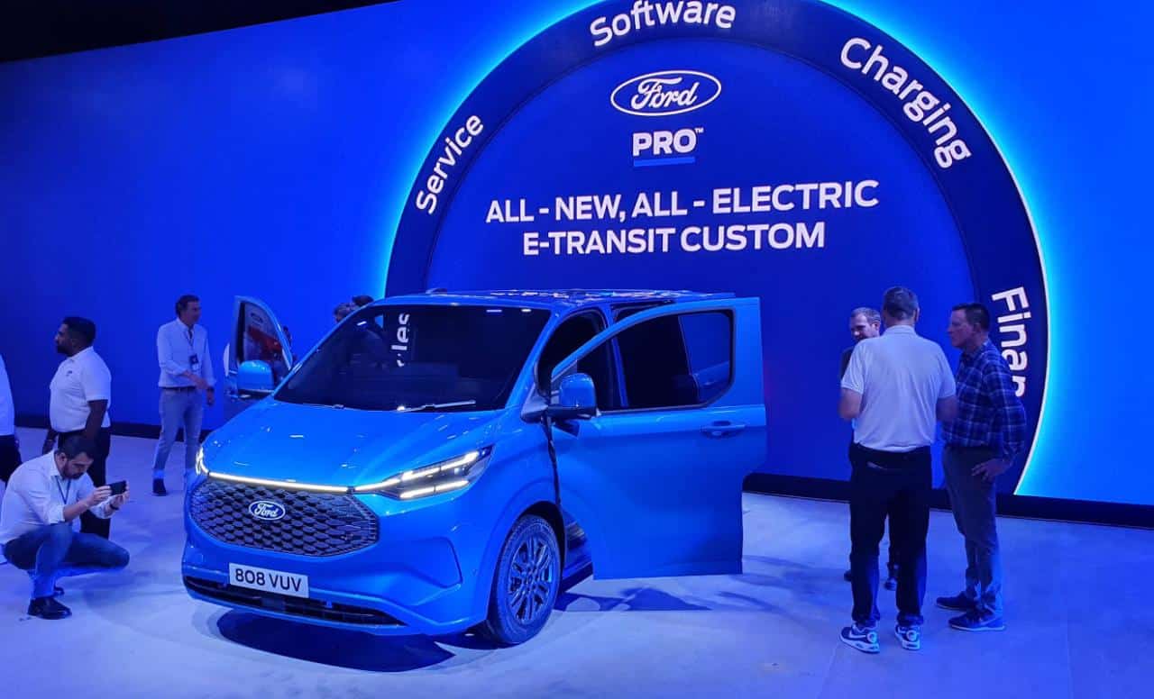 Cover Image for Ford E-Transit Custom: Nicht nur elektrisch, sondern auch digital!