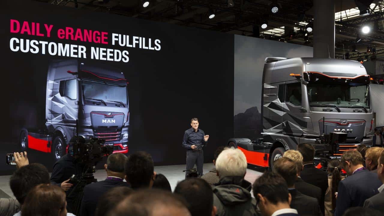 Cover Image for E-Mobilität bestimmt die IAA Transportation 2022 in Hannover