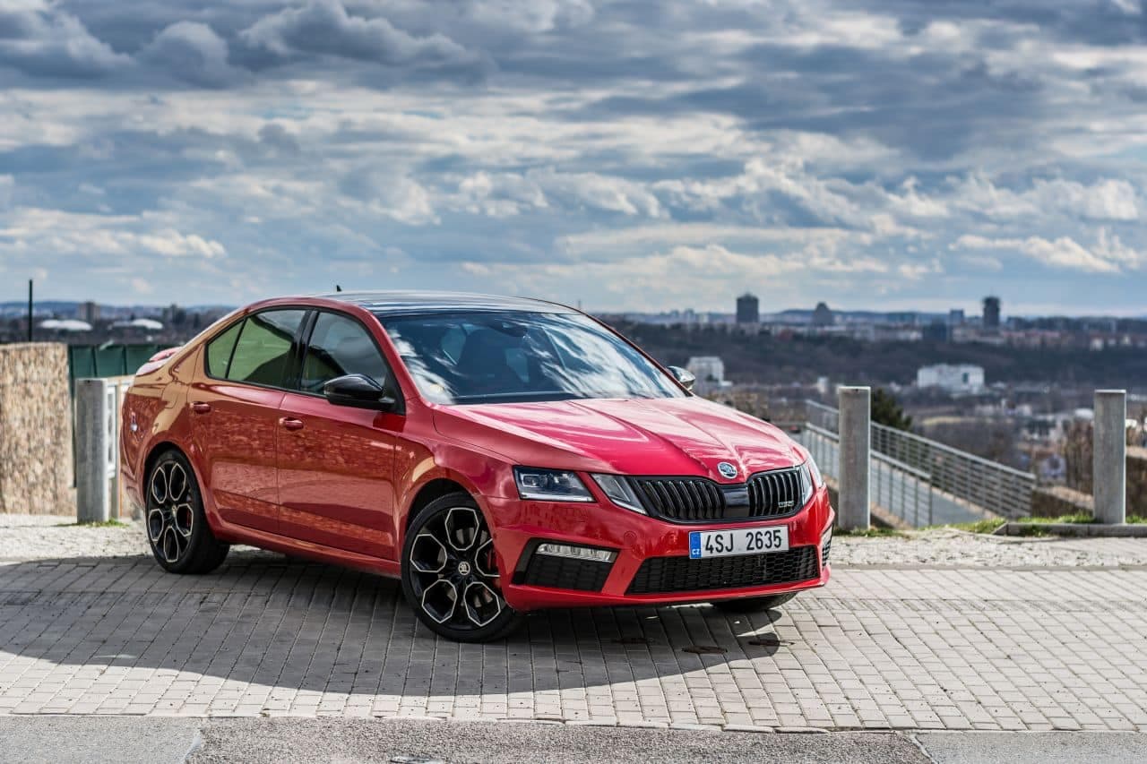 Cover Image for Vollelektrischer ŠKODA Octavia als wichtige Stütze der Elektro-Offensive