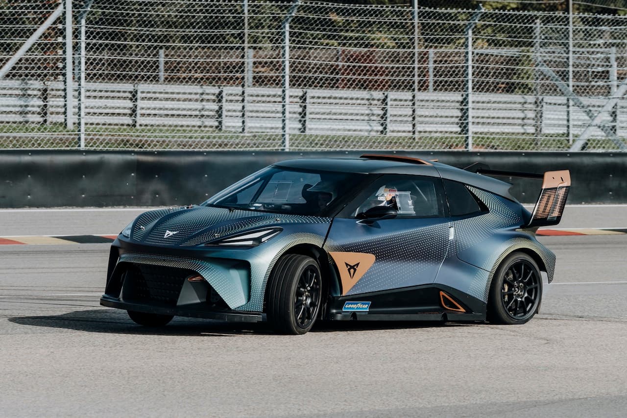 Cover Image for Cupra: „Die Zukunft des Motorsports ist elektrisch“