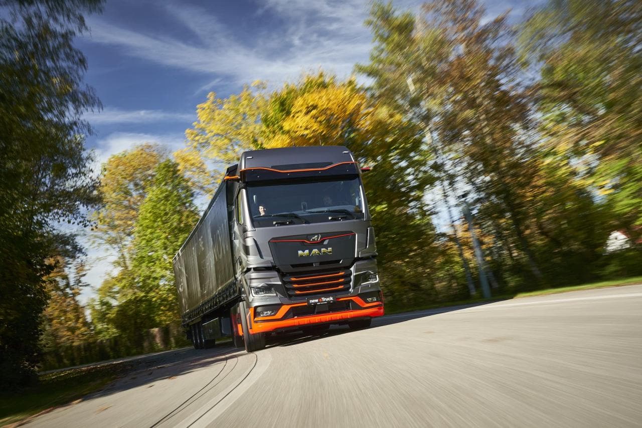 Cover Image for MAN plant „größere Stückzahlen“ von Elektro-Lkw ab 2024