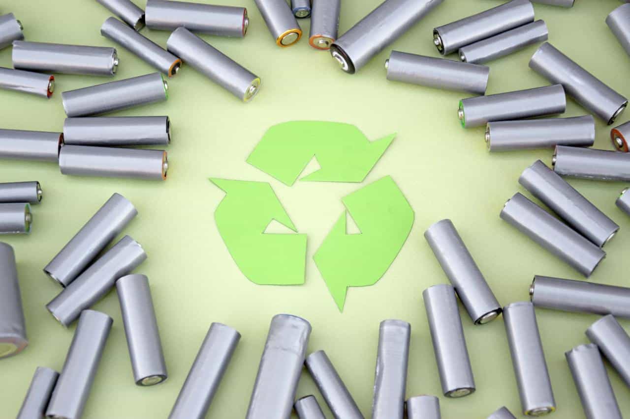 Cover Image for VinES und VinFast setzt auf Akku-Recycling mit Li-Cycle