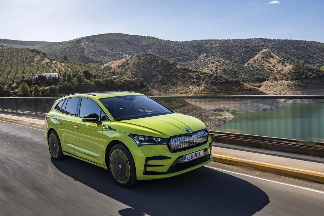 Cover Image for ŠKODA ENYAQ RS iV: So fährt sich die performante RS-Version