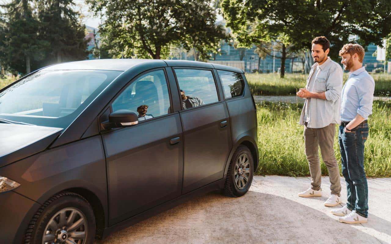 Cover Image for Laurin Hahn, Sono Motors: „Im Worst Case ist das Geld weg, …