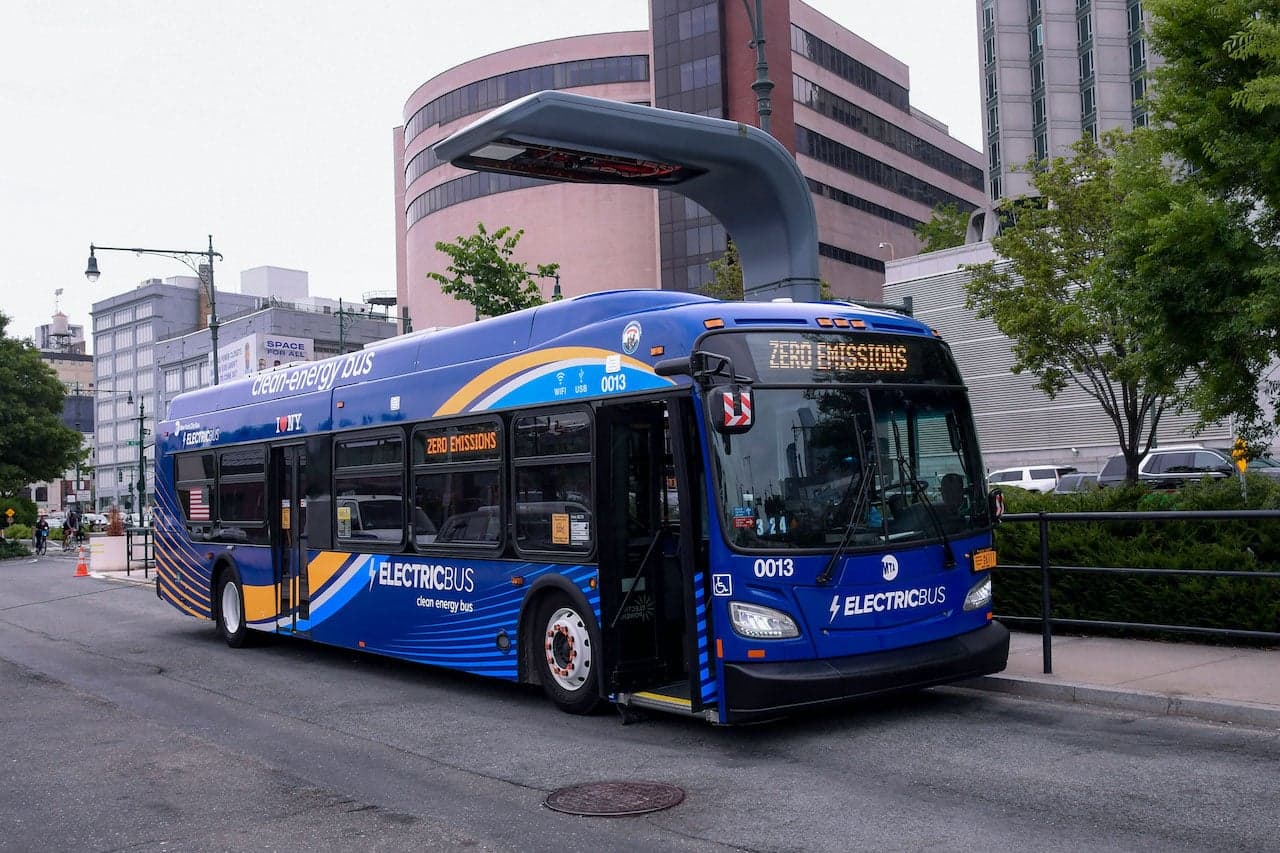 Cover Image for TMH elektrifiziert Elektrobus-Flotten in New York