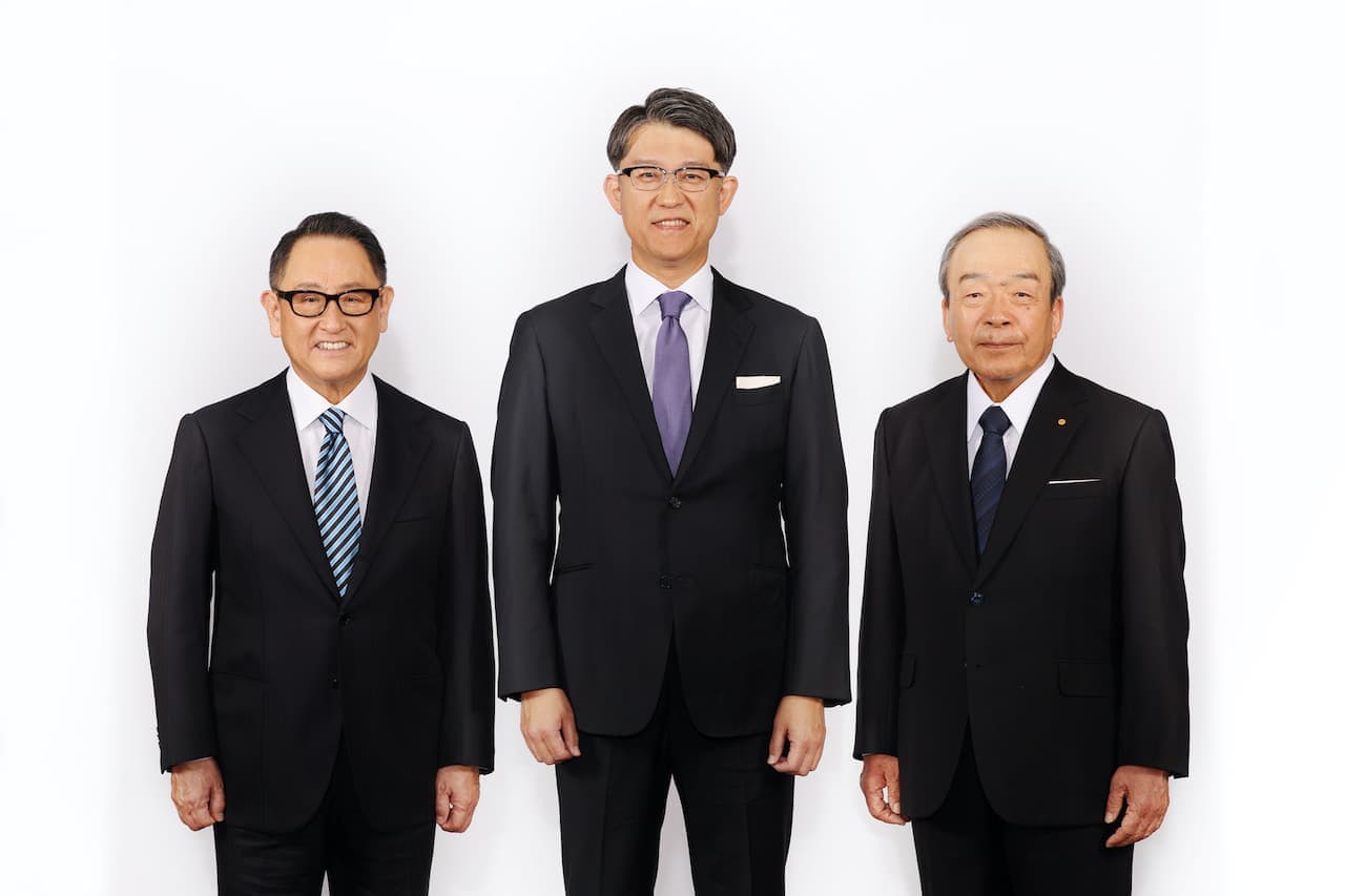 Cover Image for Chefwechsel bei Toyota: Toyoda übergibt an Sato