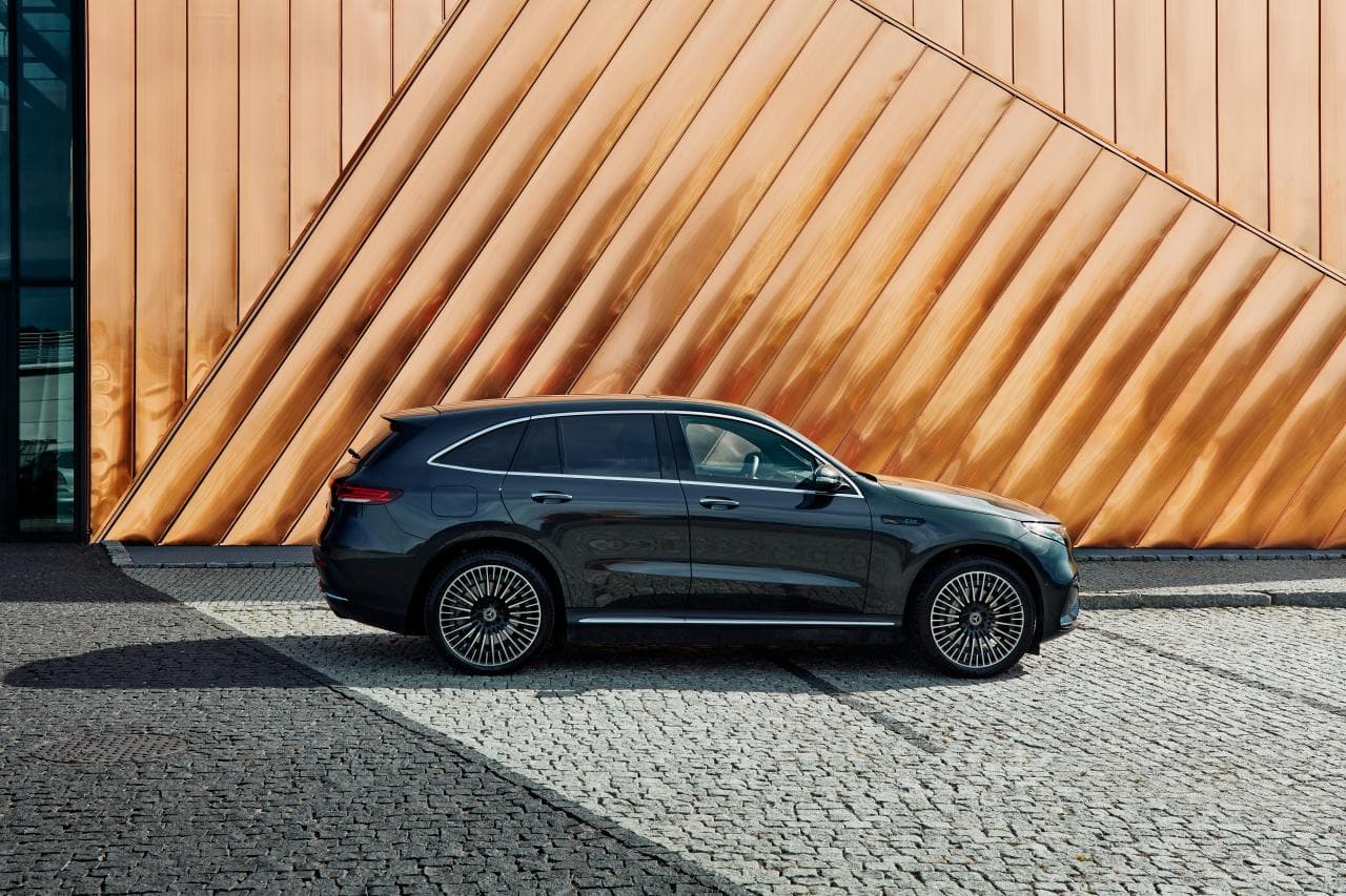Cover Image for Mercedes-Benz: „E-Autos müssen Teil des Energienetzes werden“