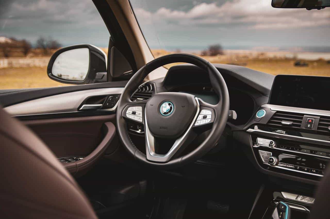 Cover Image for BMW liefert 2022 in China 95 Prozent mehr E-Autos als 2021 aus
