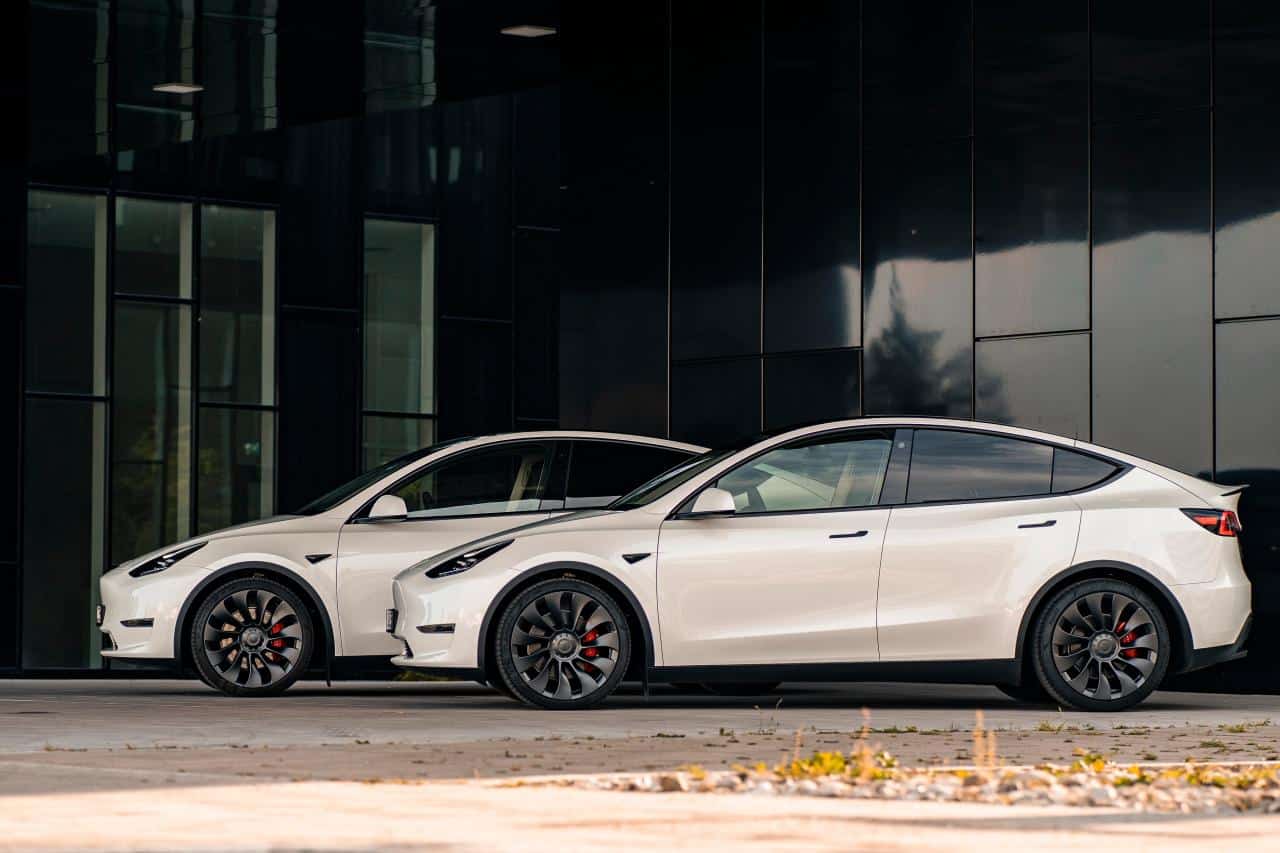 Cover Image for Leitet Tesla ein neues Preisgefüge bei Elektroautos ein?