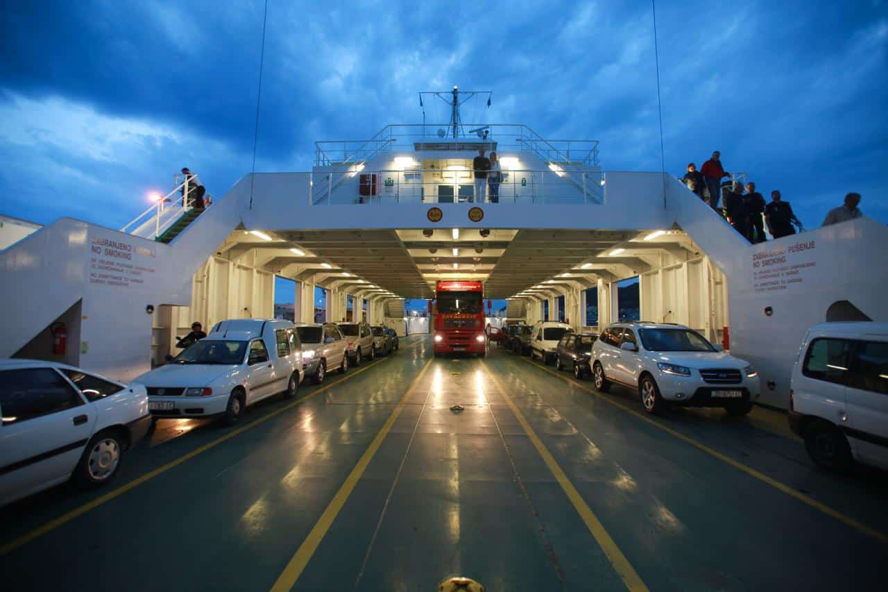 Cover Image for Norwegische Fährgesellschaft befördert keine E-Autos mehr