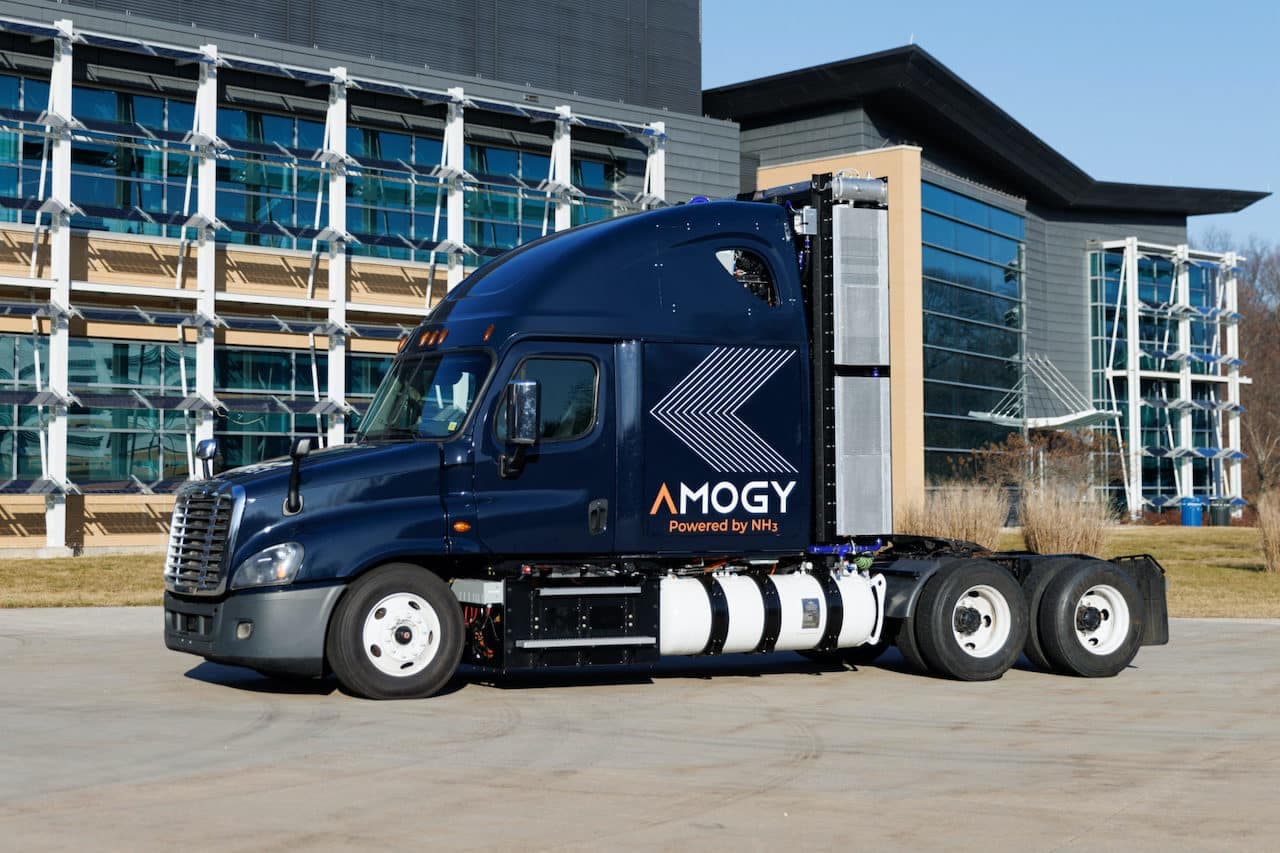 Cover Image for Start-up Amogy präsentiert Lkw mit Ammoniak-Antrieb