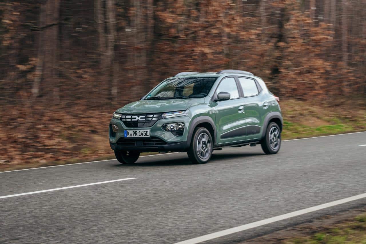 Cover Image for Dacia: „The New Chapter Begins“ mit ein wenig E-Mobilität